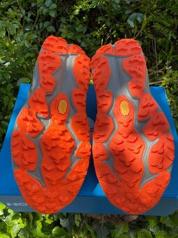 Hoka Speedgoat 6 EU40 - 11