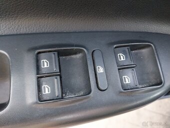 Predam Škoda Octavia II Combi VRS 2.0 TDI CR 125kW DSG 6st - 11