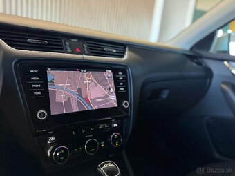 Škoda Octavia 1.6 TDI DSG 2017/Komplet história - 11