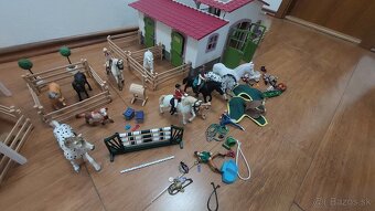 Stajňa Schleich - 11