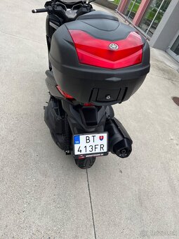 Yamaha X-MAX 400 - 11