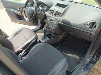 Renault Clio 1.6 Dynamique Plus A/T - 11