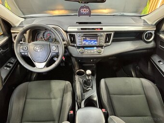 Toyota RAV4 2.0 l D-4D Active - 11