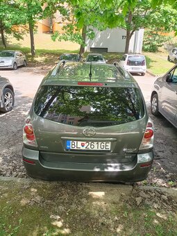 Predám Toyota Corollu Verso - 11