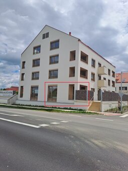 REZERVOVANÉ Prenájom nebytový priestor, Nitra – Slnečná Pláň - 11