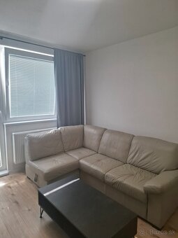 2 izbový byt - 60m2 - komplet rekonštrukcia - zariadené - 11