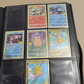 Predám zbierku pokémon kartičiek - 11