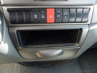 Iveco Daily, 35C15 3,0HPT Skříň 23m3 měchy - 11