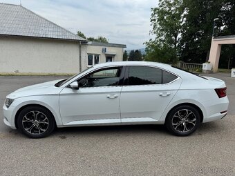 Škoda Superb 2.0TDi 140kw DSG 2017  LED Matrix Keyless - 11