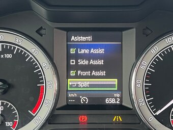 Škoda Octavia Scout 2.0 TDI 110 KW 4x4 Alcantara BEZ ADBLUE - 11