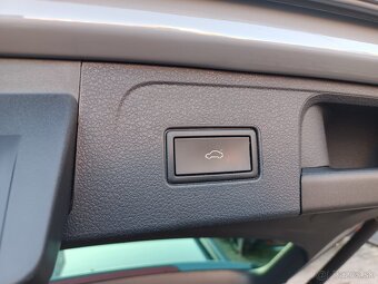 VW Passat B8 Variant 2.0TDI 110kW DSG - záruka Autodraft - 11