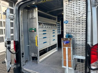 Ford Transit 2.2 Tdci, L1H2, regálový systém SORTIMO, DPH - 11