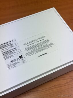 Apple MacBook Air 13 M2 8/256gb SSD - 11