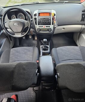 KIA c´eed 1.6 CRDi combi  84kW - nafta - 11