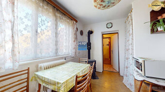 Predáme dvojpodlažný rodinný dom v obci Prietržka, okr. SI - 11