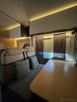 Prenájom autokaravanu exkluzívny LMC Tourer Lift H 730 G - 11