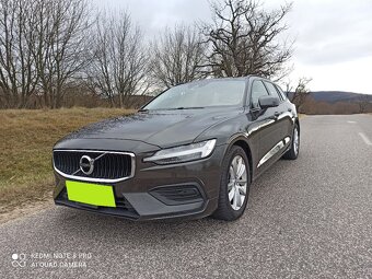 Volvo V60 2.0 benzin, automat, rok 2020 - 11