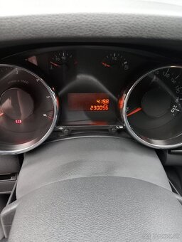Peugeot 3008 1,6hdi, neburaný. - 11