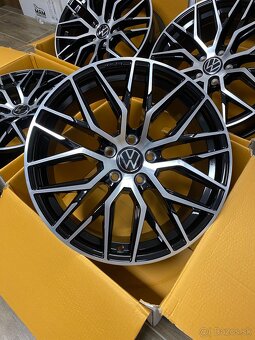 5x112 R18 MAM RS4 - 11