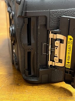 Nikon D750 + MB-D16 - 11