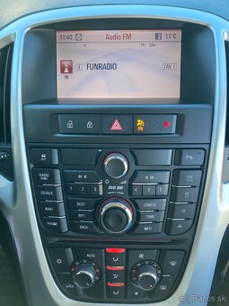 Opel Astra Sports Tourer 1.7 cdti (2011) - 11