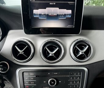Mercedes-Benz GLA180d Automatik AMG Optik - 11