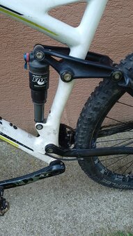 GHOST celoodpruzeny carbon 29" Shimano XT - 11