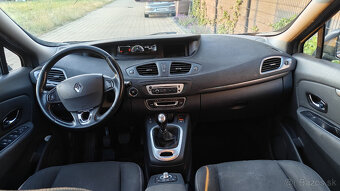 Na predaj: Renault Grand Scenic 1.6 dCi 96 kW, 7-miestny, 1. - 11