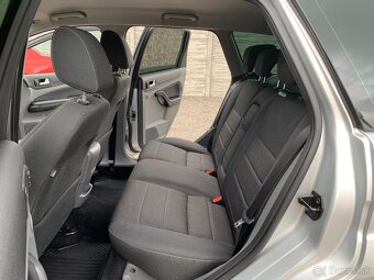 FORD FOCUS KOMBI 1.8 16V DURATEC TITANIUM SR - 11