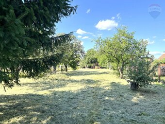 REZERVOVANÉ  Rodinný dom s veľkým pozemkom (1370 m2) - Se - 11