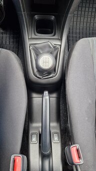 Suzuki Swift 1.2 ACC GLX - 11