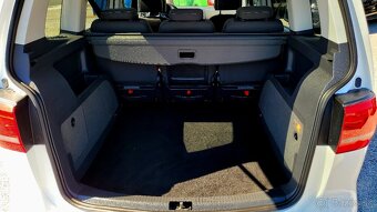 Volkswagen Touran 2.0 TDI Premium Comfortline DSG - 11