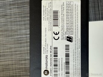 Predam Motorola Razr 40 Ultra 256Gb Cierna - 11