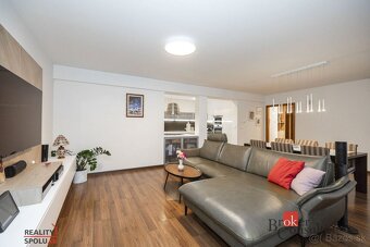 Moderný 3 izbový byt na predaj Banská Bystrica, priestranný  - 11