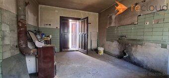 Ponúkame  na predaj menší rodinný dom v obci Žemberovce - 11