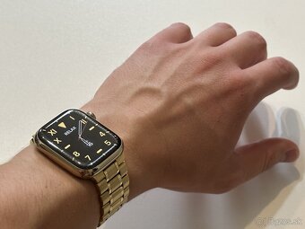 Zlaté Apple Watch series 7 ako nové - 11