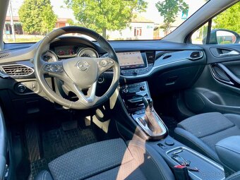 Opel Astra Sport Tourer ST 1.6 Turbo 200k S&S Innovation AT6 - 11