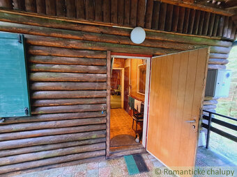 Útulná chata v tichom lesíku pri obci Olešná - 11