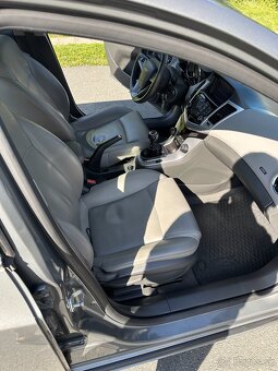 Chevrolet cruze - 11