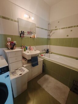 3 - izbový byt s dvoma balkónmi v centre mesta Malacky - 11