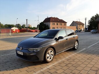 Volkswagen golf 8 1.5 etsi - 11
