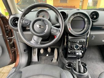Mini Countryman Cooper D ALL4 - 11