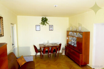 Na predaj slnečný 3 izbový byt s balkónom v centre mesta LC - 11