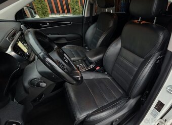 Kia Sorento 2.2 CRDi AWD | 7 miest | Automat | Full výbava - 11