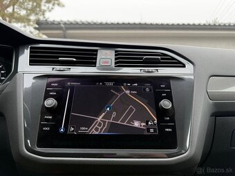 Volkswagen Tiguan Allspace - 11