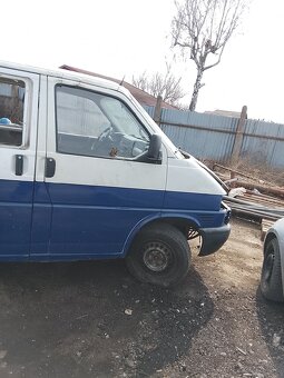 Volkswagen Transporter - 11