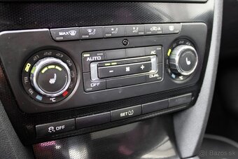 Škoda Octavia 2.0 TDI CR DPF RS DSG - 11