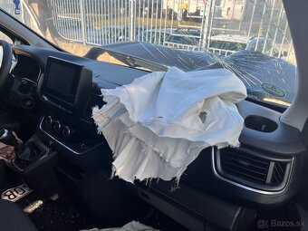 Renault Trafic Bus 110 kW - 11