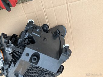 svetla svetlo FULLed skoda kamiq kamik leve prave - 11