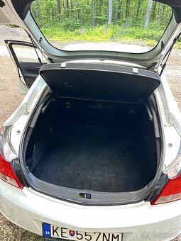 Opel insignia 2.0 cdti biturbo 4x4 143kw - 11